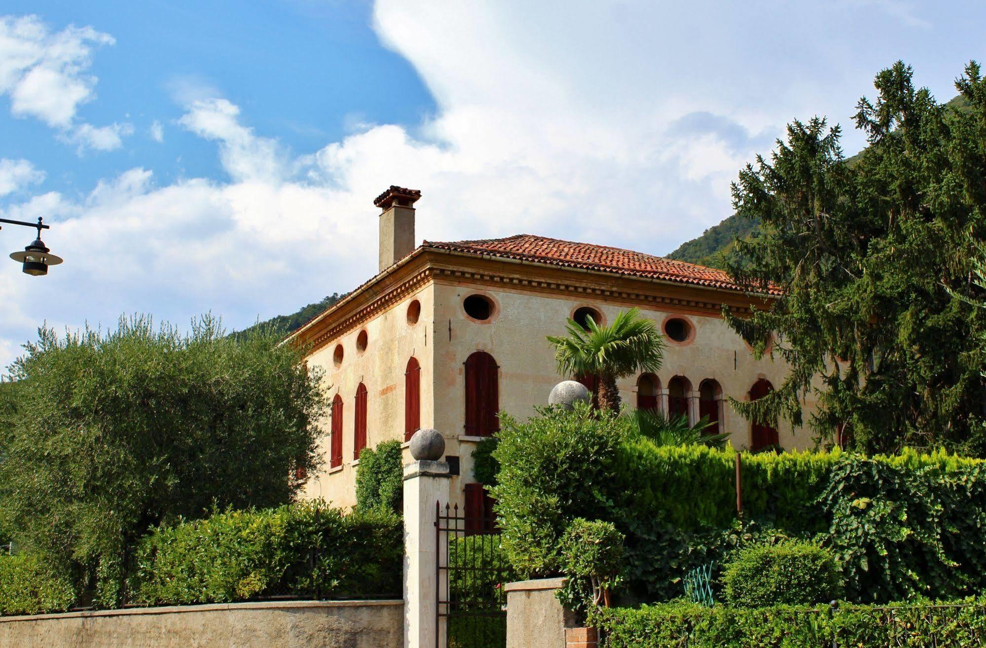 Hotel Miramonti Enoteca Pove del Grappa Exterior foto